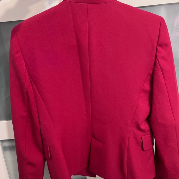 Like New Zara Blazer Size S - Picture 2 of 3